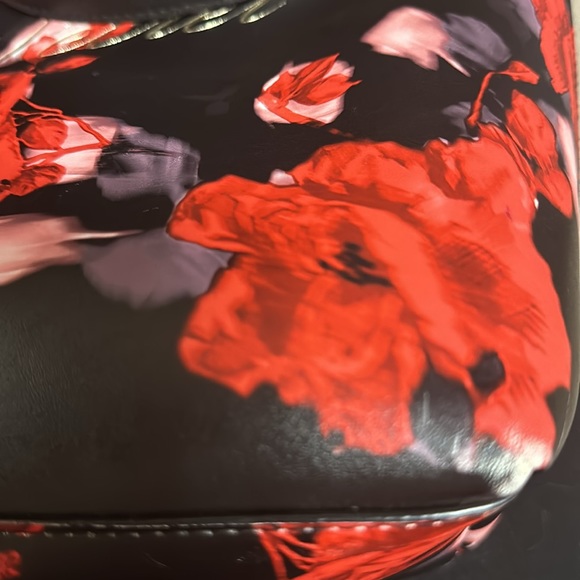 Victoria's Secret Limited Edition 2019 Large Red Floral Rose Tote Bag - Picture 9 of 14